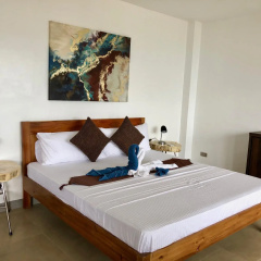 Sunset Cove Beach & Dive Resort thumbnail 2