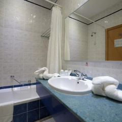 Bella Vista Hotel thumbnail 10