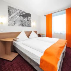 McDreams Hotel Wuppertal City - Bild 2
