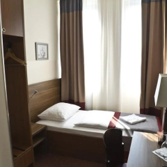 Ivbergs Hotel Berlin Messe - Bild 5