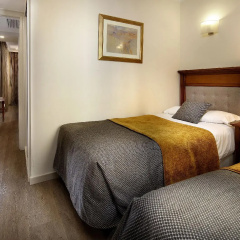 Aparthotel Hispanos 7 Suiza - Bild 4
