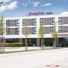 Hampton by Hilton Munich Airport South - Bild 1