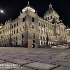 Metropole De Luxe Suite - Bild 1