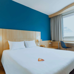 ibis Barcelona Pza Glories 22 Hotel - Bild 4