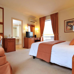 Athens Atrium Hotel and Suites - Bild 5