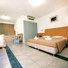 Atlantis Hotel thumbnail 4