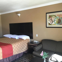 Hacienda Inn thumbnail 4