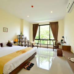 The Choice Hotel - Adults Only thumbnail 4