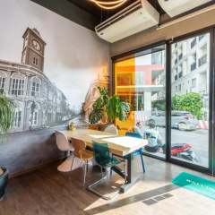 Patong Poshtel - Adults Only - Hostel - Bild 1