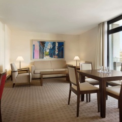 Ramada by Wyndham Nuernberg Parkhotel - Bild 6
