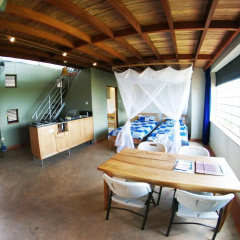 Yellow Haven Lodge thumbnail 22