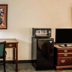 Quality Inn & Suites Bellville - Mansfield in Bellville, United States of America from 135$, photos, reviews - zenhotels.com guestroom photo 2