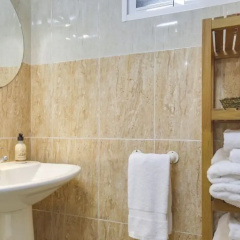 Cozy 2 Bedroom Next To Arc De Triomf thumbnail 6