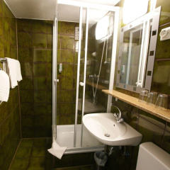 Bahn Hotel - Bild 8