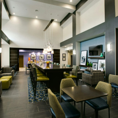 Hampton Inn & Suites Dallas/Ft. Worth Airport South thumbnail 18