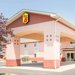 Super 8 by Wyndham Iola KS thumbnail 13