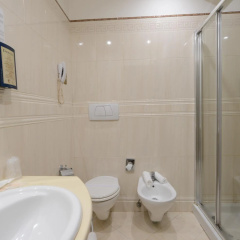 Hotel The Brand Roma - Bild 9