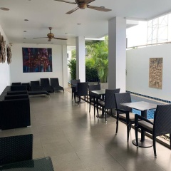 One World One Home Naiharn Hotel - Bild 30
