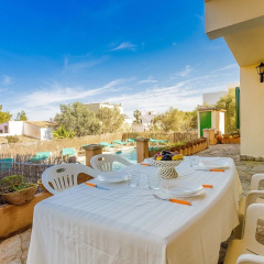 Porto Colom, Villa With Pool x 10 People - Bild 16