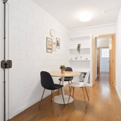 New Design 2 Bed Apt Next to the Metro - Bild 10