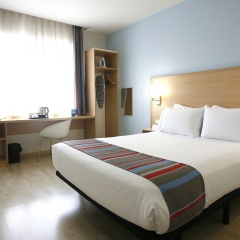 Travelodge Barcelona Fira Hotel - Bild 7