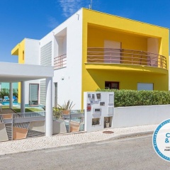 Villa 14 Marina De Albufeira thumbnail 1