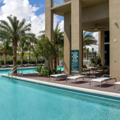 Mare Azur Miami Luxury Apartments by Grand Bay thumbnail 7
