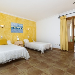 Villa With Pool and sea Views - Bild 2