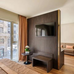 The Square Hotel thumbnail 24