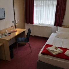 Hotel Haus vom Guten Hirten - Bild 2