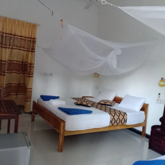 Surf & Sand Hotel thumbnail 1