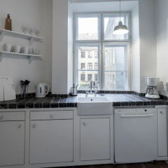 Large Apartment in Historic Centre - Bild 9