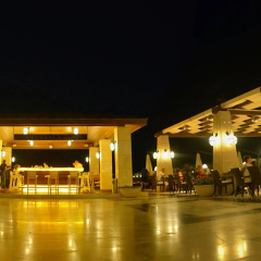 Cratos Premium Hotel & Casino 1