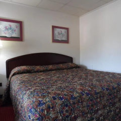 Tazewell Motel thumbnail 7