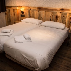 Black Swan Hostel Sevilla - Bild 3