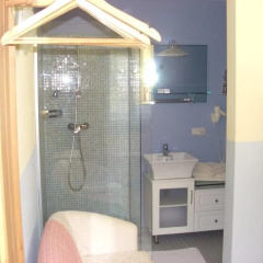 Yve Guesthouse thumbnail 2