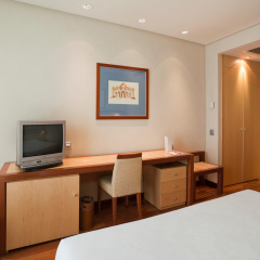 ILUNION Pio XII Hotel - Bild 12