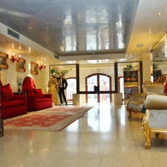 Pesaro Palace - Bild 2