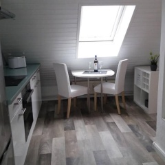 Helle 2-Zimmerwohnung Am Stadtrand (Adults Only) - Bild 9