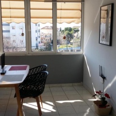 Athenian apartment next to "Chalandri" metro station - Bild 10