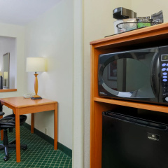 Best Western Plus Paper Valley Hotel