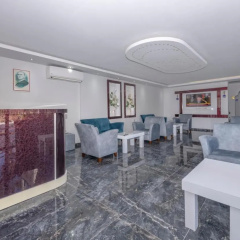 Theluna City Hotel - Bild 11