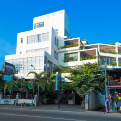 Refresh Hotel
