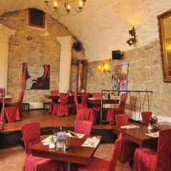 Metamorphis Hotel - Bild 26