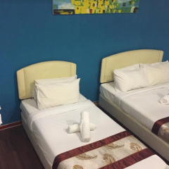 Woodpecker Lodge Kuching thumbnail 6