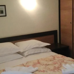 Guest House La Rose thumbnail 4