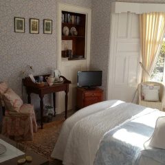 Woodburn House thumbnail 13