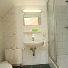Pension Elisabeth - Rooms & Apartments - Bild 7