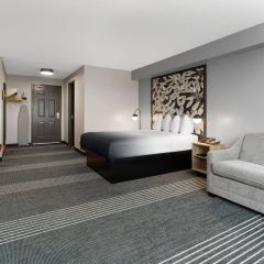 Super 8 by Wyndham Sault Ste Marie On thumbnail 30