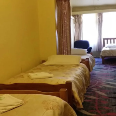 Clarendon Motel and Guesthouse thumbnail 4